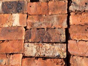 Clay Bricks (222x106x73mm) high-strength fired clay stock bricks for load-bearing walls.